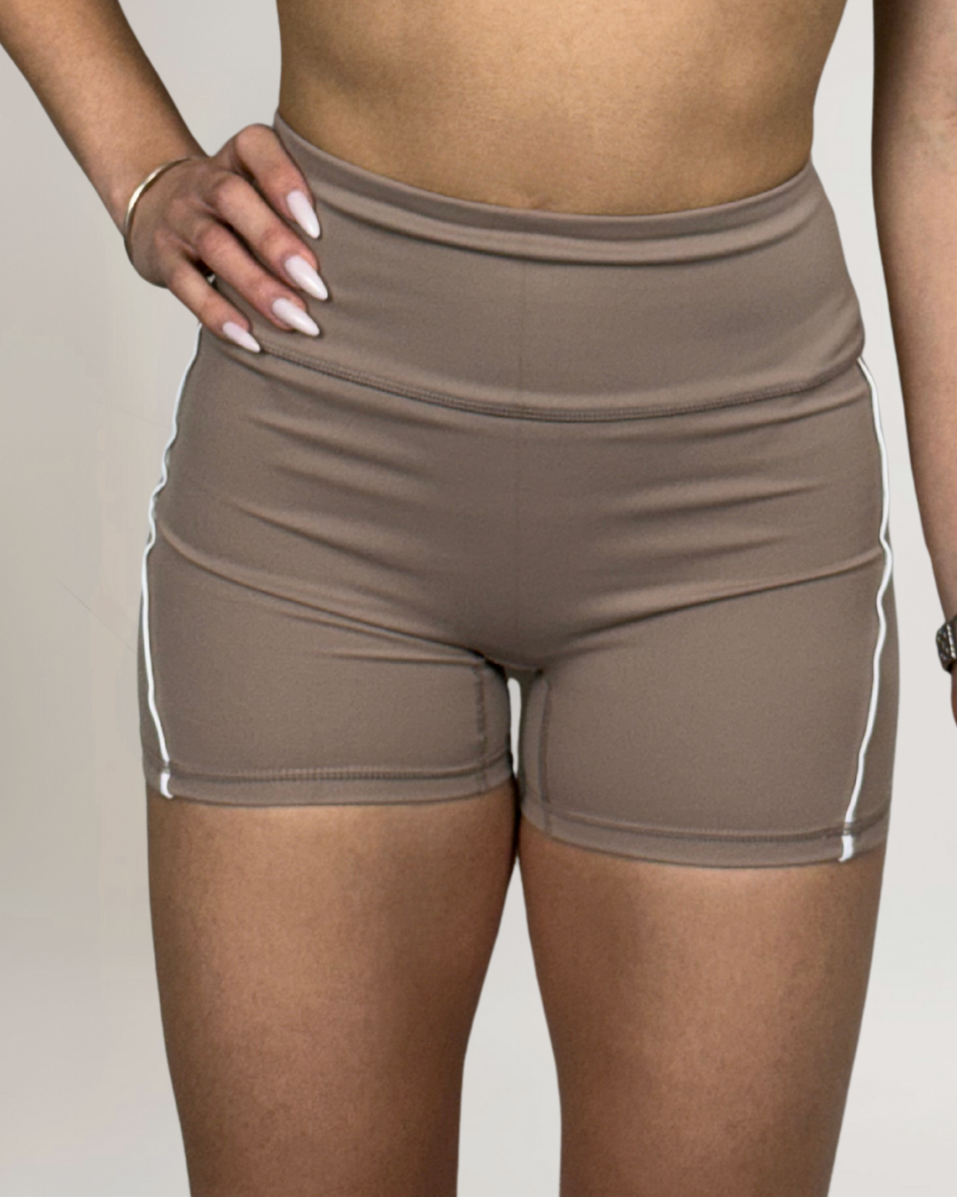 Rise Shorts - Nude